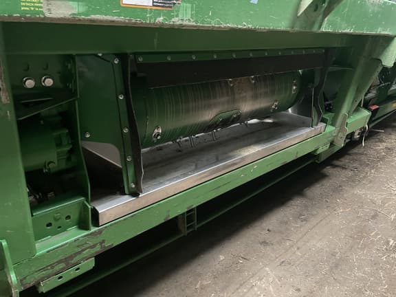 Image of John Deere RD45F equipment image 4