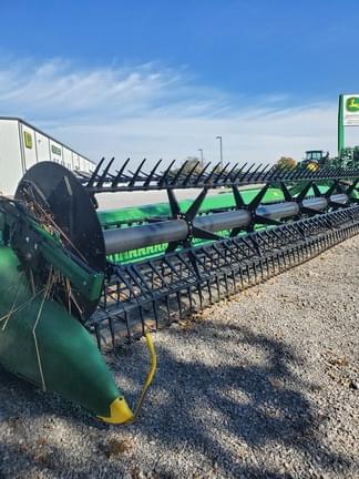 Image of John Deere RD45F equipment image 4