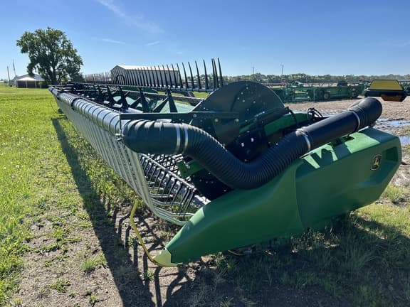 Image of John Deere RD45F equipment image 4