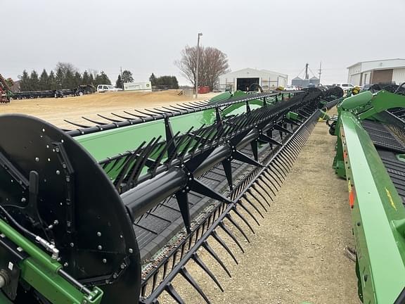 Image of John Deere RD45F equipment image 3