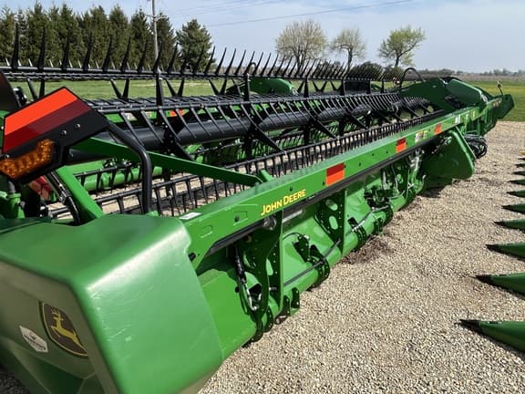 Image of John Deere RD45F equipment image 3