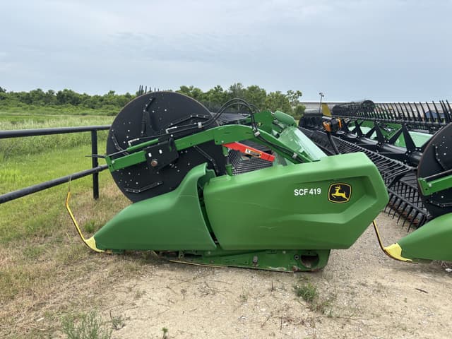 Image of John Deere RD45F equipment image 1