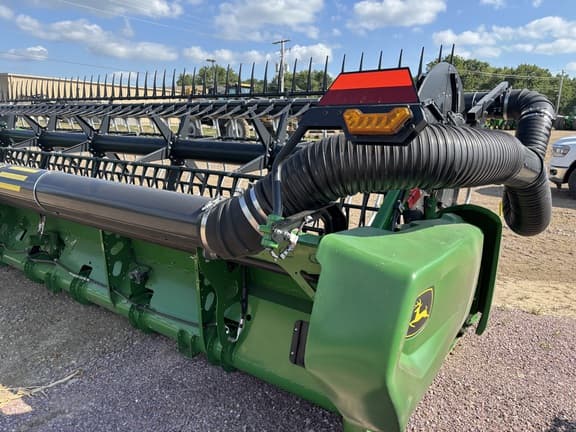 Image of John Deere RD45F equipment image 3