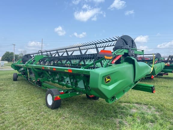 Image of John Deere RD45F equipment image 4