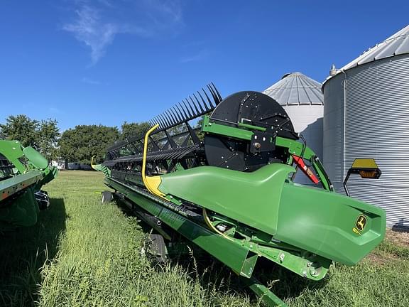 Image of John Deere RD45F equipment image 4