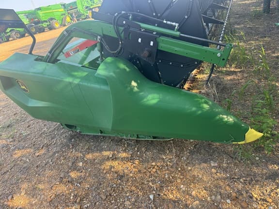 Image of John Deere RDF40 equipment image 4