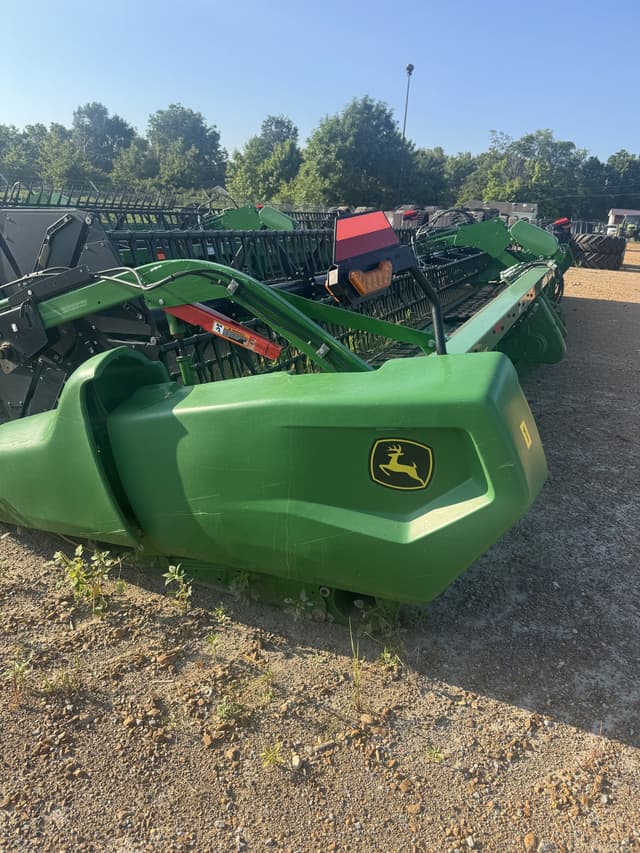 Image of John Deere RDF40 equipment image 1