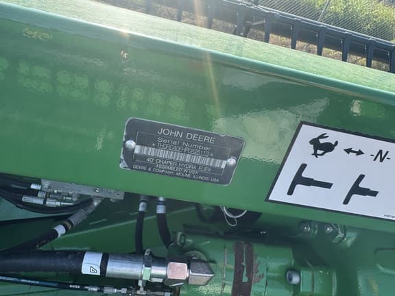 Image of John Deere RDF40 equipment image 4
