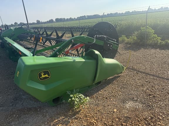 Image of John Deere RDF40 equipment image 3