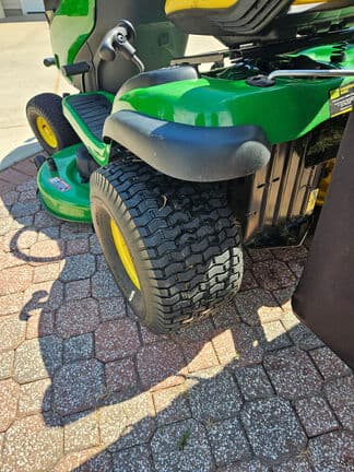Image of John Deere S110 equipment image 3