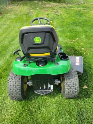 Image of John Deere S110 equipment image 3