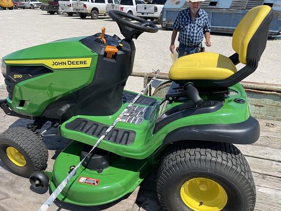 Image of John Deere S130 equipment image 2