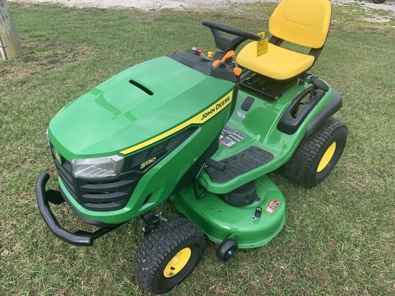 Main image John Deere S130
