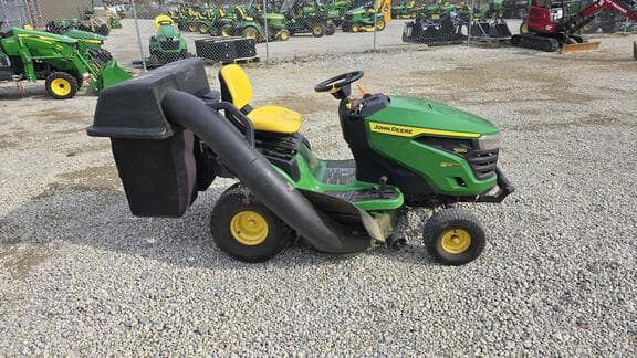 Image of John Deere S130 equipment image 1
