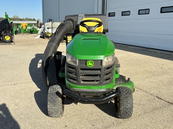 Image of John Deere S140 equipment image 1