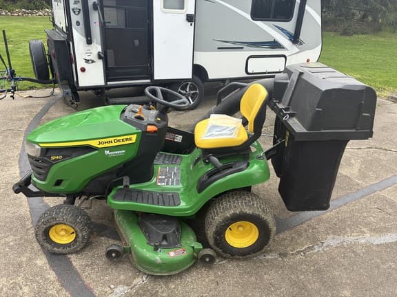 Image of John Deere S140 equipment image 3