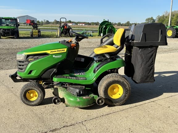 Image of John Deere S140 equipment image 3