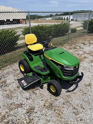 Image of John Deere S140 equipment image 1