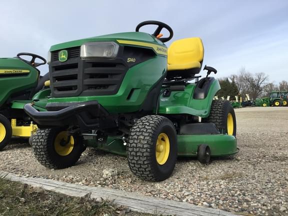 Image of John Deere S140 Primary image