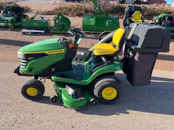 Image of John Deere S140 equipment image 1