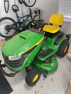 Image of John Deere S220 Image 0