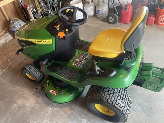 Image of John Deere S220 equipment image 1