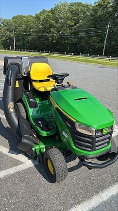 Image of John Deere S220 equipment image 2