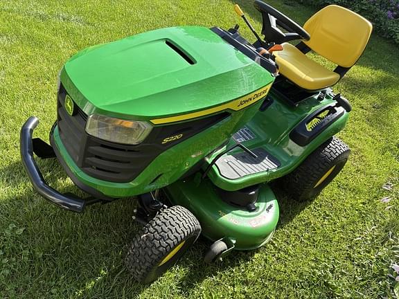 Image of John Deere S220 Primary Image