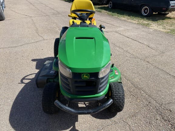 Image of John Deere S220 equipment image 4