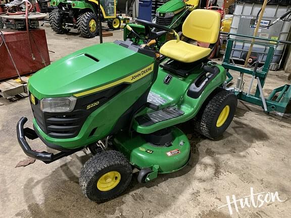 Image of John Deere S220 equipment image 1