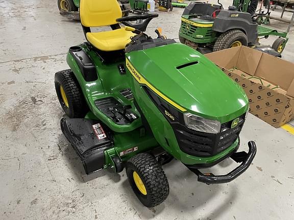 Image of John Deere S220 equipment image 1