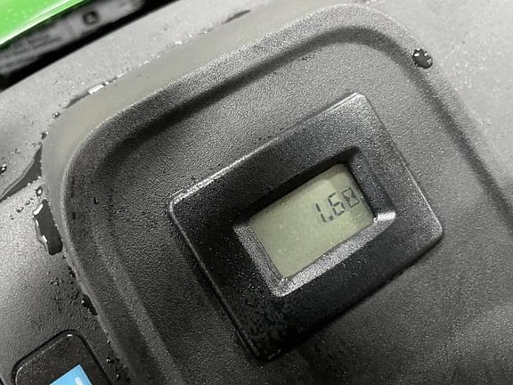 Image of John Deere S220 equipment image 4