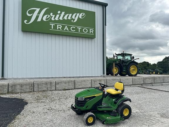 Image of John Deere S240 equipment image 1