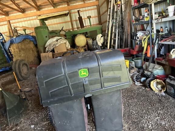 Image of John Deere S240 equipment image 3