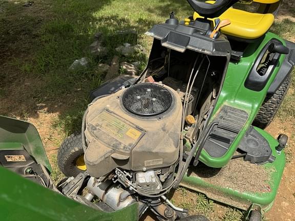 Image of John Deere S240 equipment image 3
