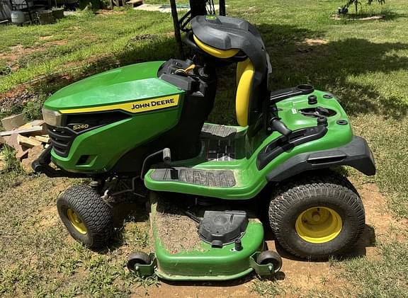 Image of John Deere S240 Primary image
