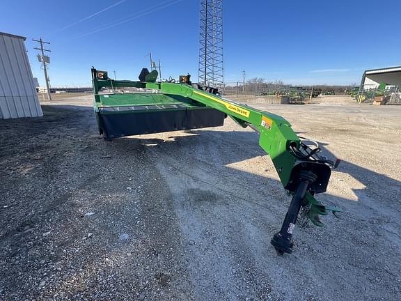 Image of John Deere S300 equipment image 2