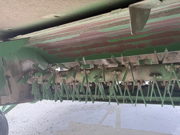 Image of John Deere S300 equipment image 4