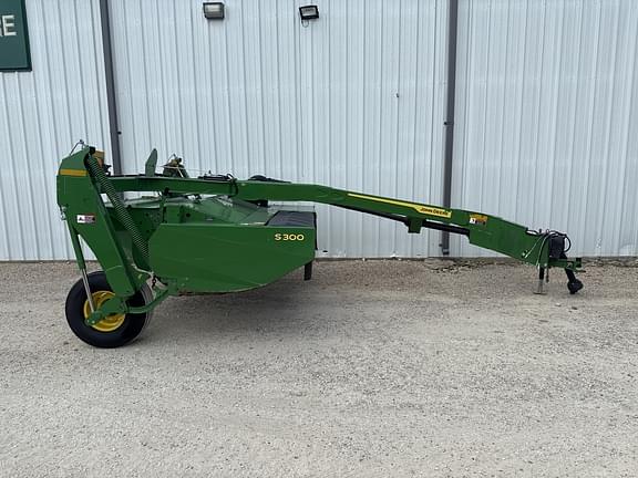 Image of John Deere S300 equipment image 3