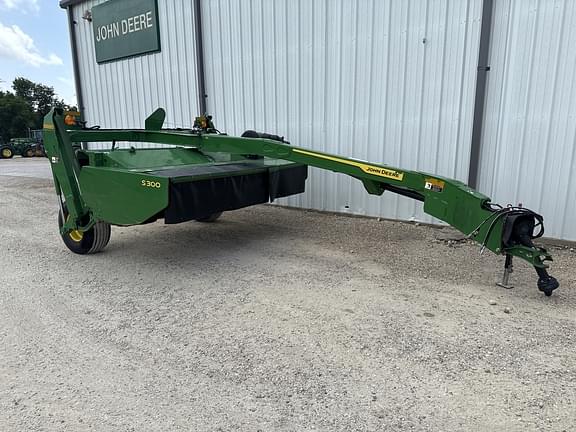 Image of John Deere S300 equipment image 4