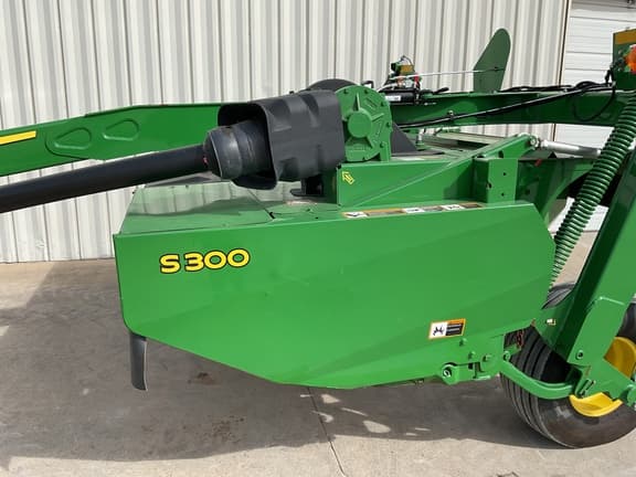 Image of John Deere S300 equipment image 4