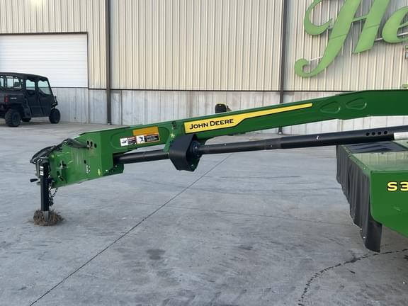 Image of John Deere S300 equipment image 2