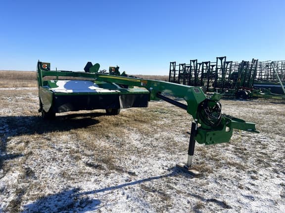 Image of John Deere S300 equipment image 2
