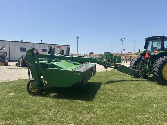 Image of John Deere S300 Primary image