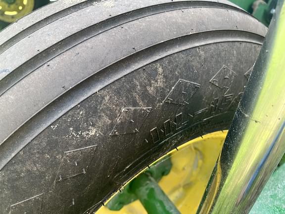Image of John Deere S300 equipment image 4