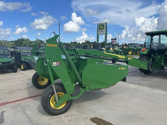 Image of John Deere S300 equipment image 3