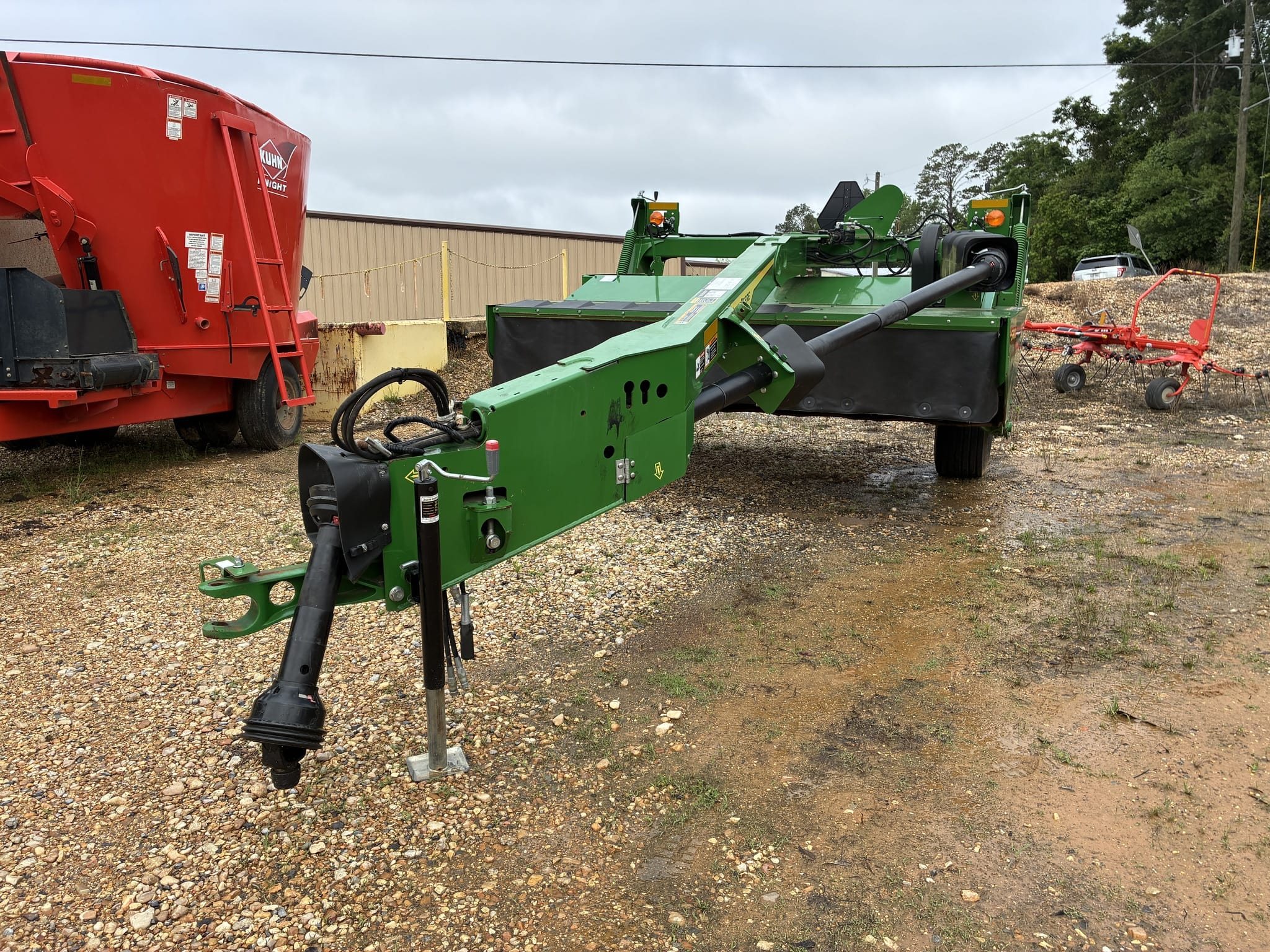 2023 John Deere S300 Equipment Image0