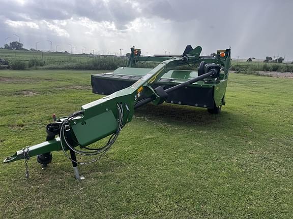 Image of John Deere S350 equipment image 2