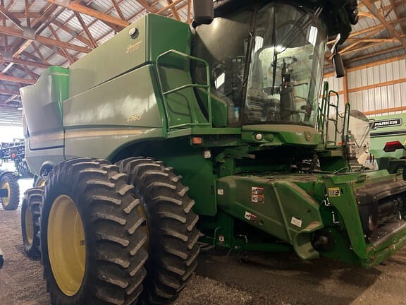 2023 John Deere S760 Equipment Image0