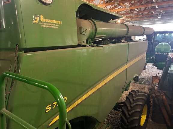 Image of John Deere S760 equipment image 3